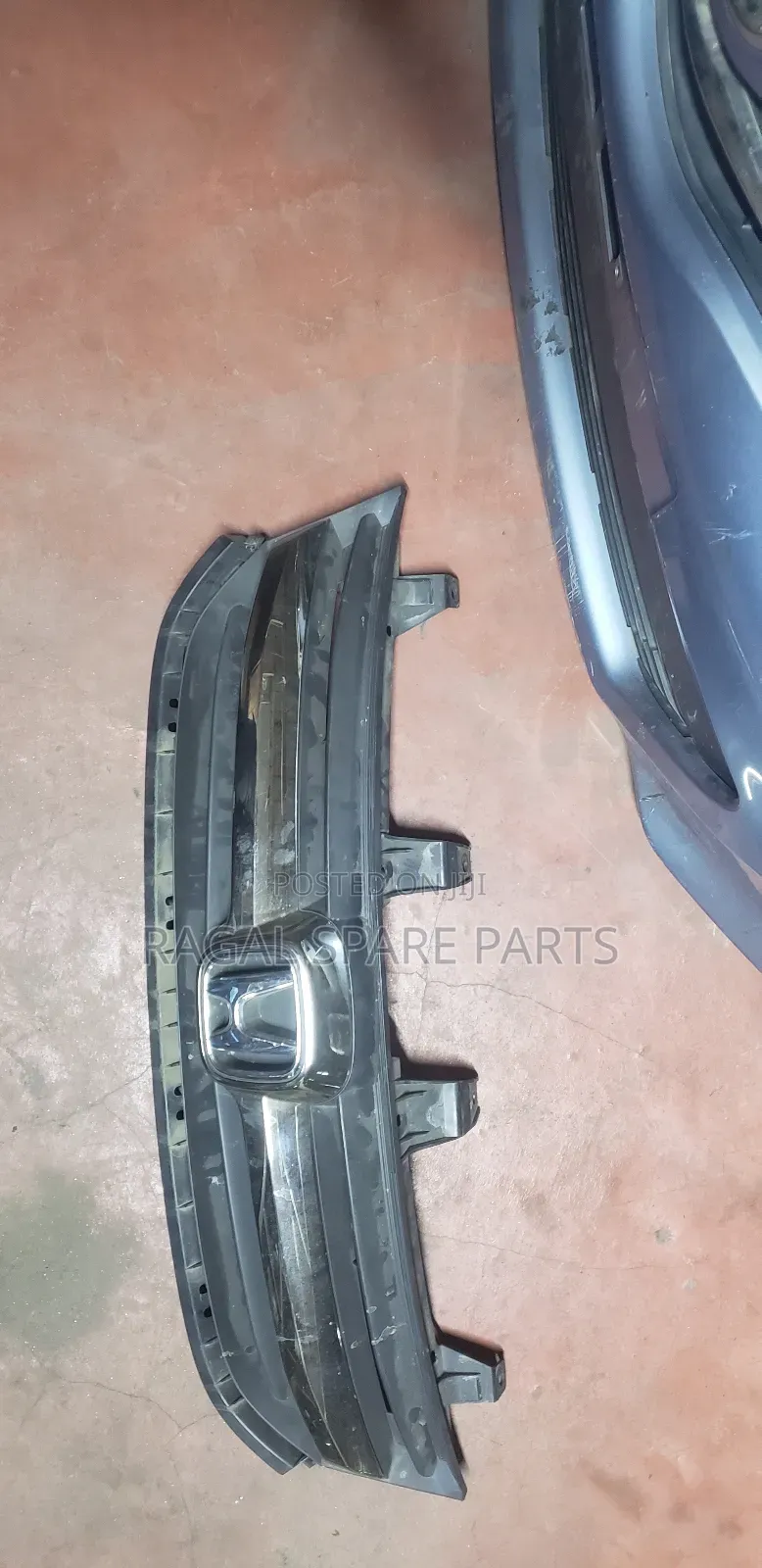 Honda Stream Grill