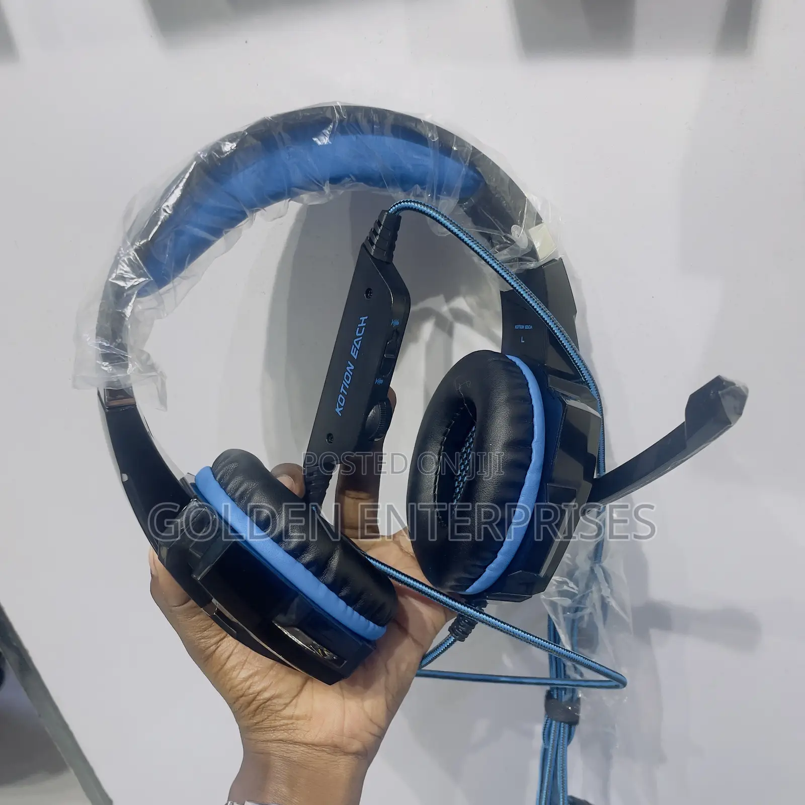 Bengo G9000 Gaming Headphones With Lighting With Noise Cancellation