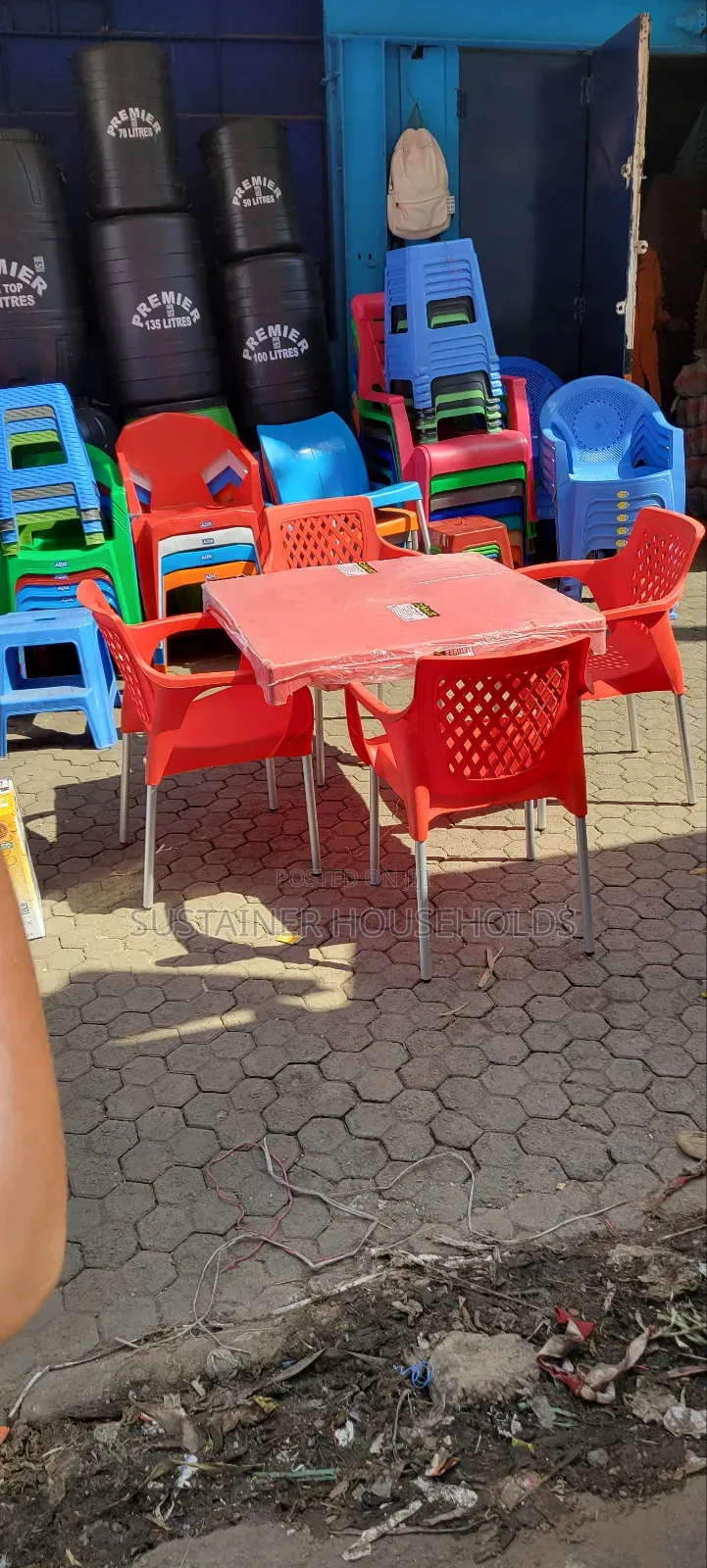 1 Plastic Table With 4 Plastic Table With Chrome Legs