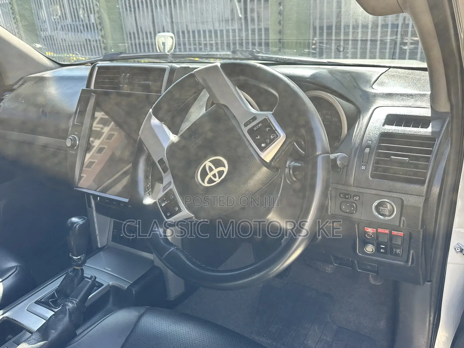 Toyota Land Cruiser Prado 2.8 D-4D 2015 White