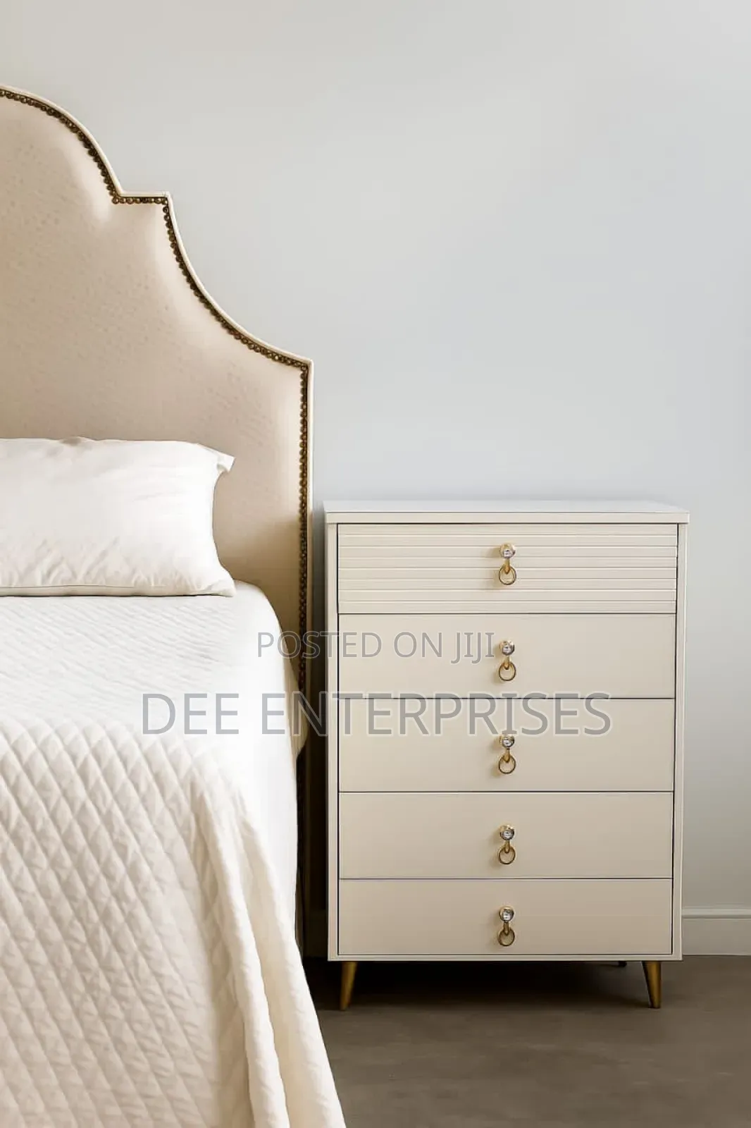5 Drawer Wooden Bedside Cabinet