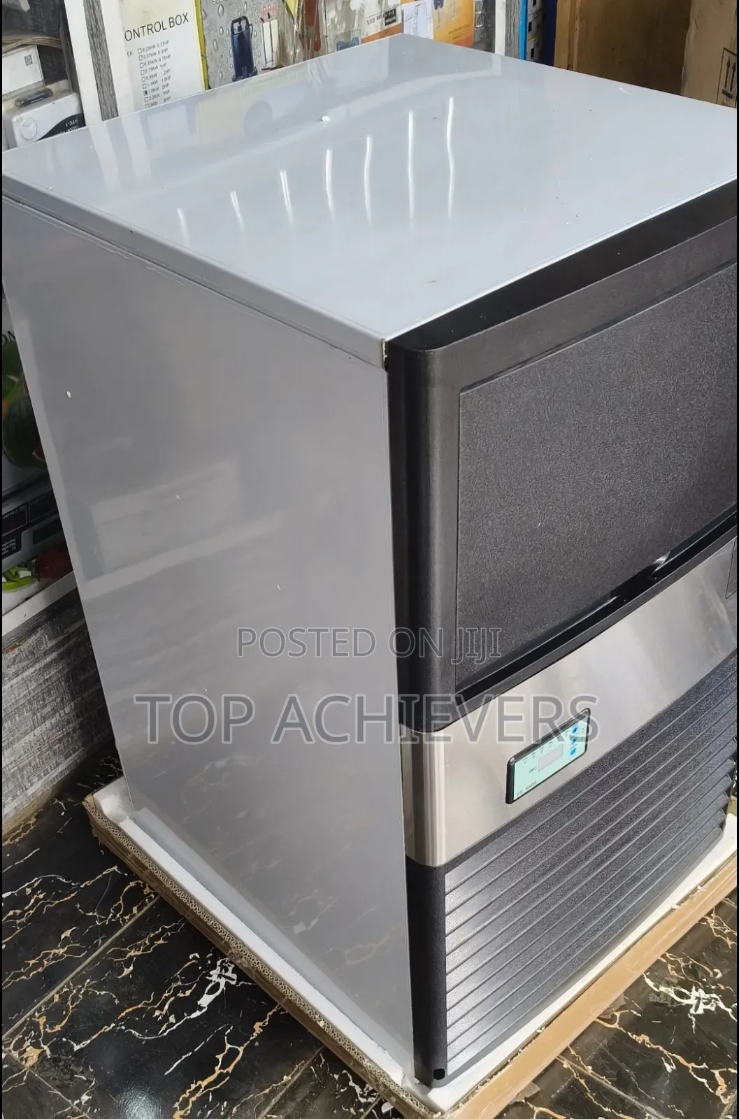 Commercial Ice Cube Maker Machine/50kgs Ice Cube Maker Machine