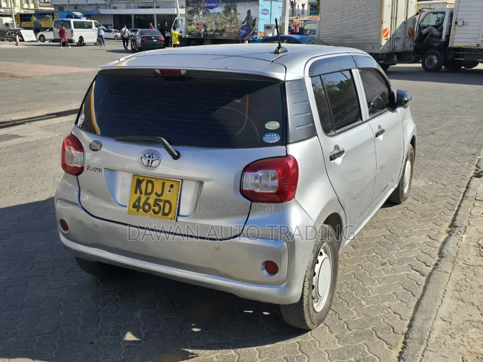 Toyota Passo 2017 Silver