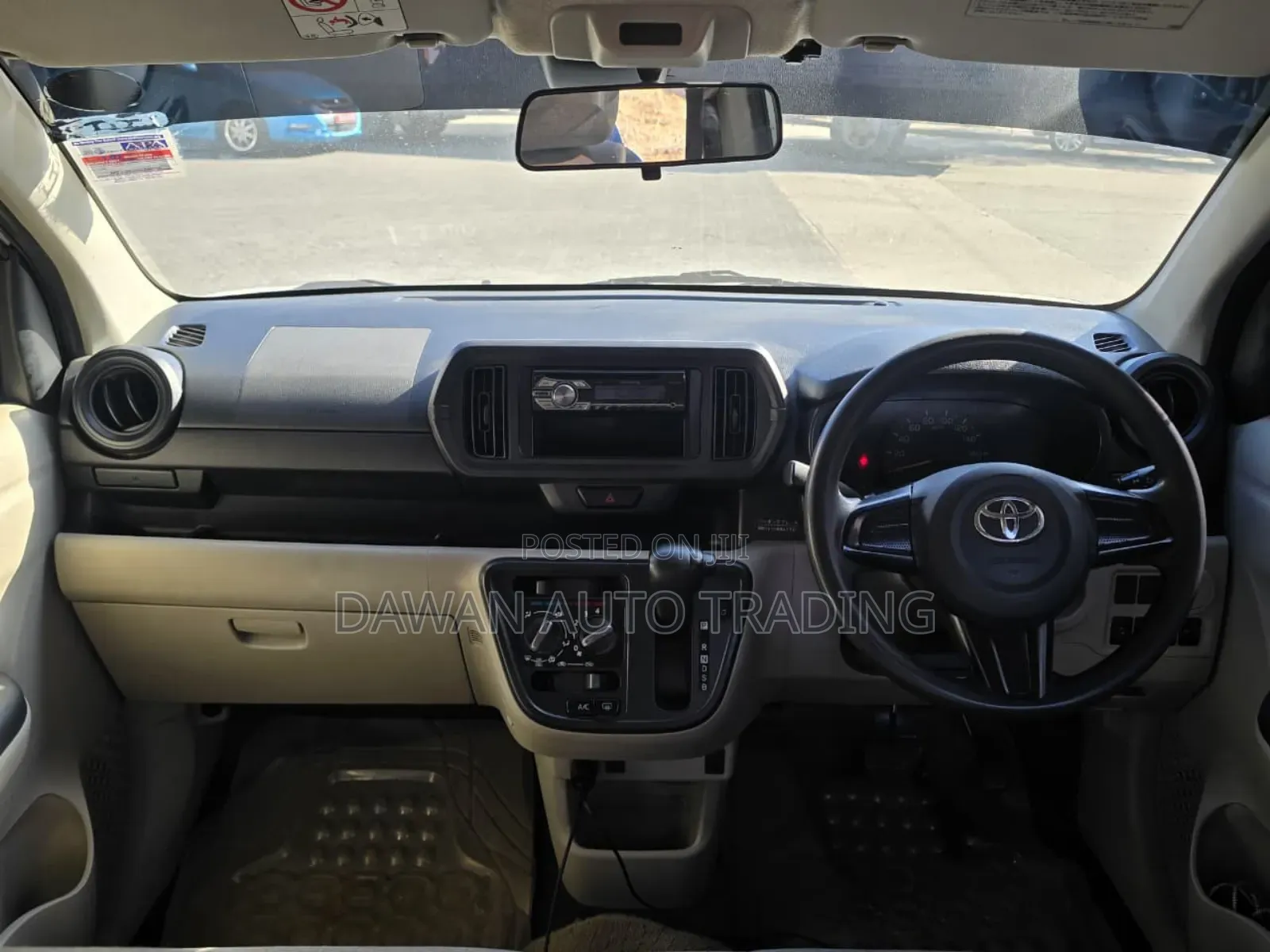 Toyota Passo 2017 Silver