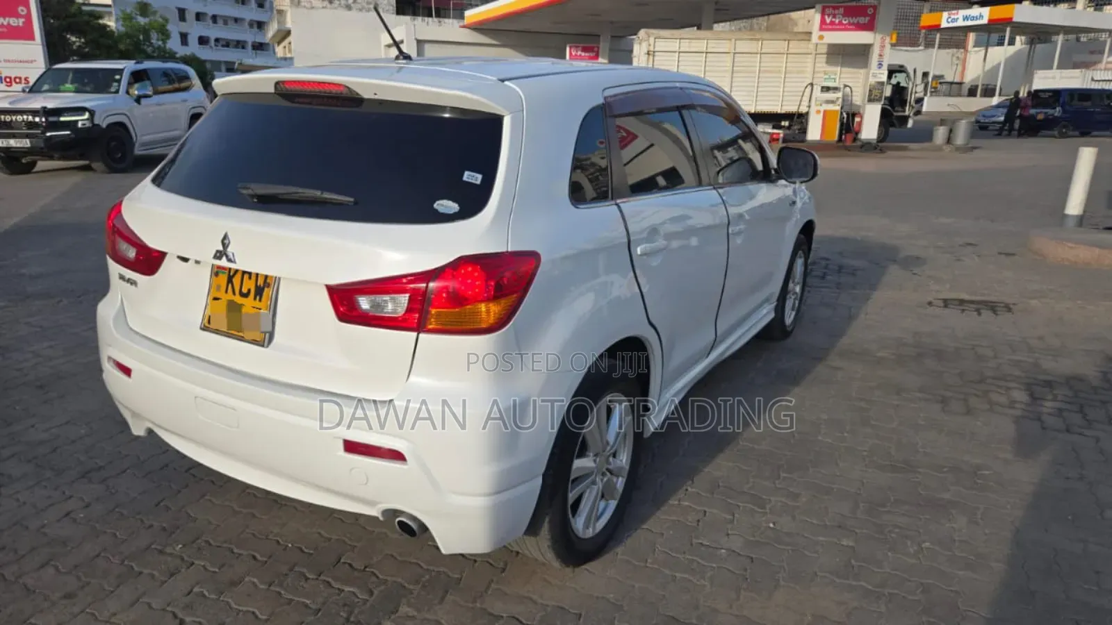 Mitsubishi RVR 2013 White