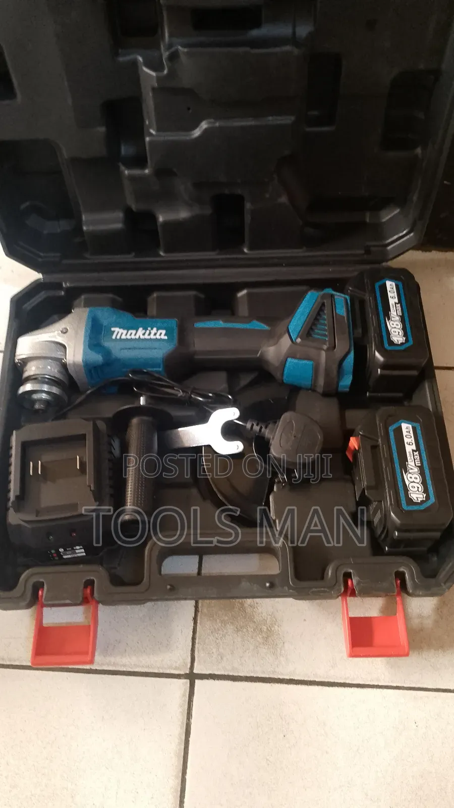 Makita Cordless Angle Grinder Kit 198v.