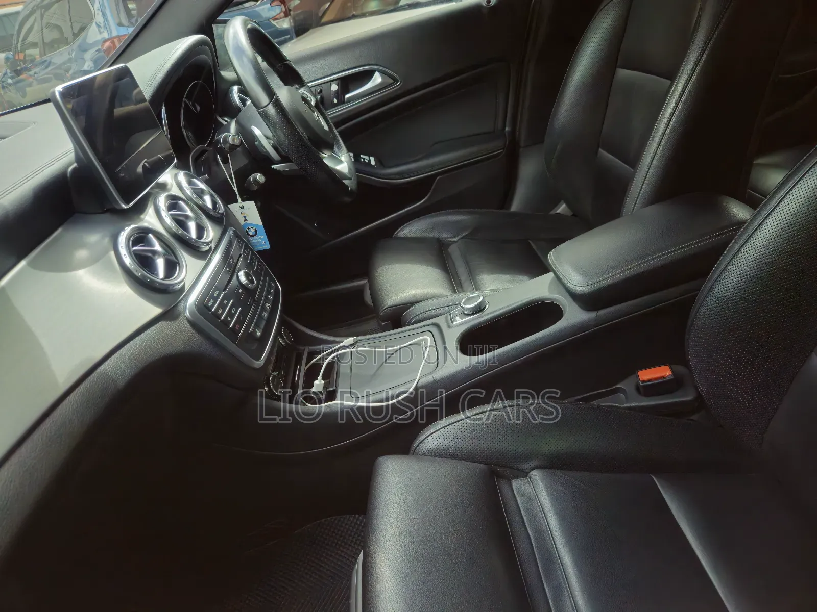 Mercedes-Benz GLA-Class 2017 Silver