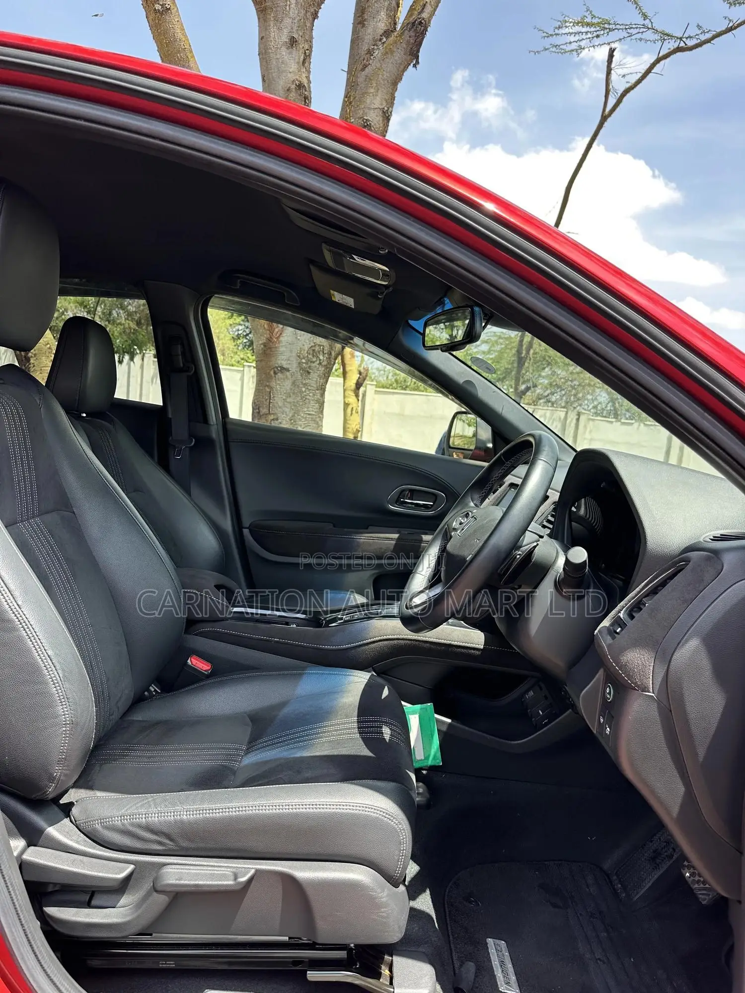 Honda Vezel 1.5 Hybrid 2WD 2018 Red