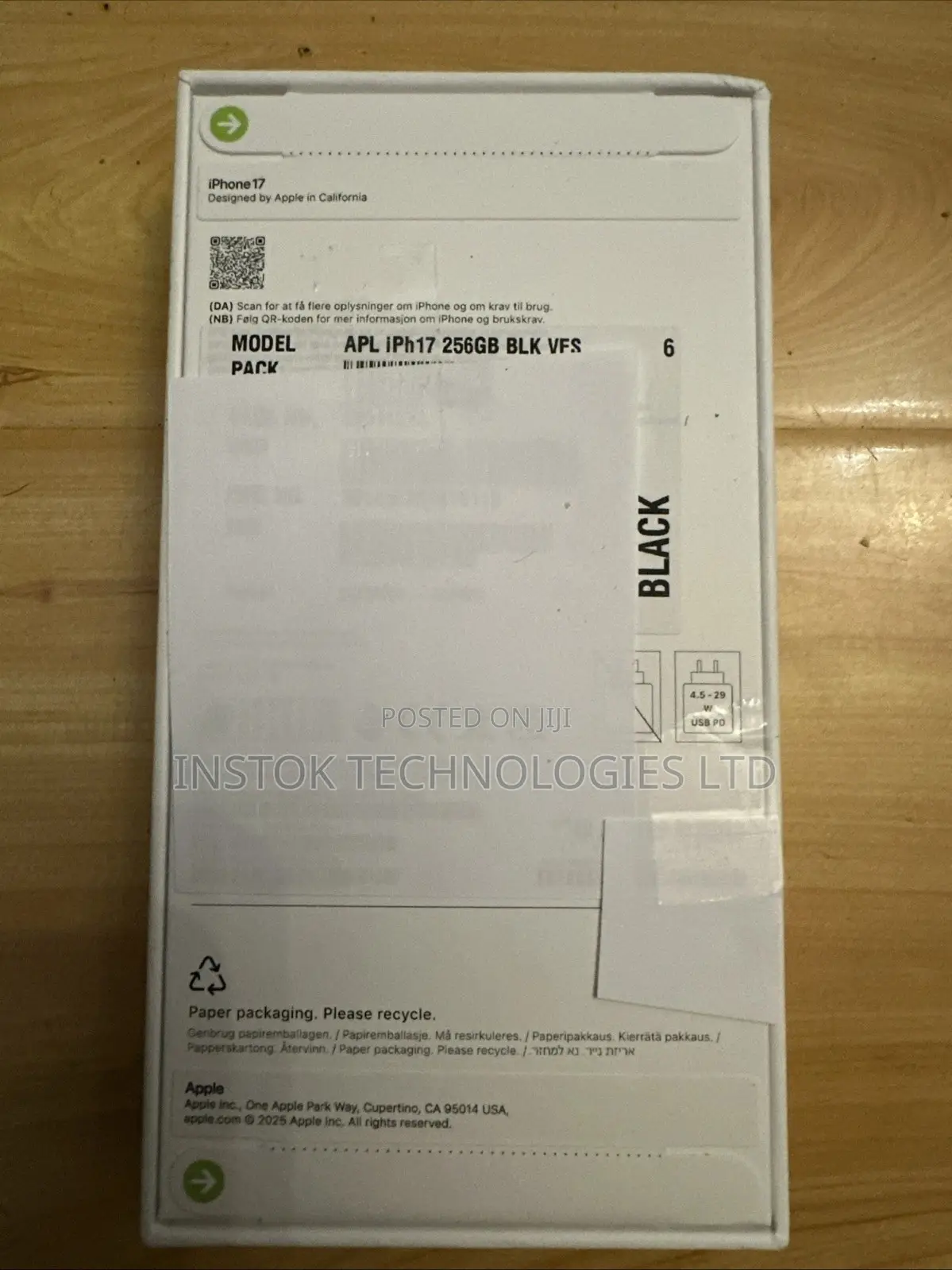New Apple iPhone 17 256 GB Black