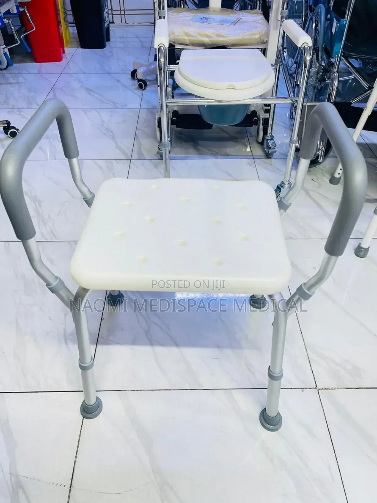 Shower Chair With Detachable Armrest