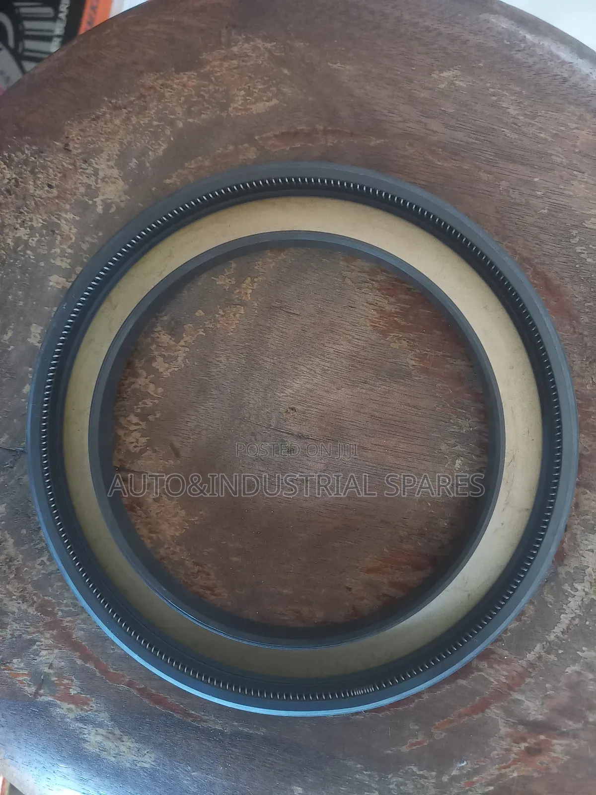Nissan Ud Rear Wheel Hub Inner Oil Seal