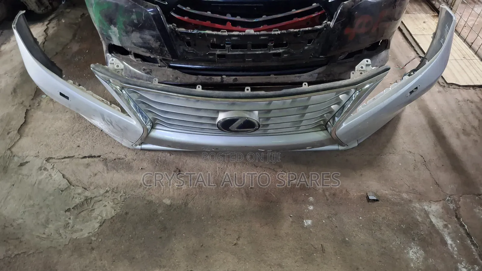 Lexus Rh Bumper