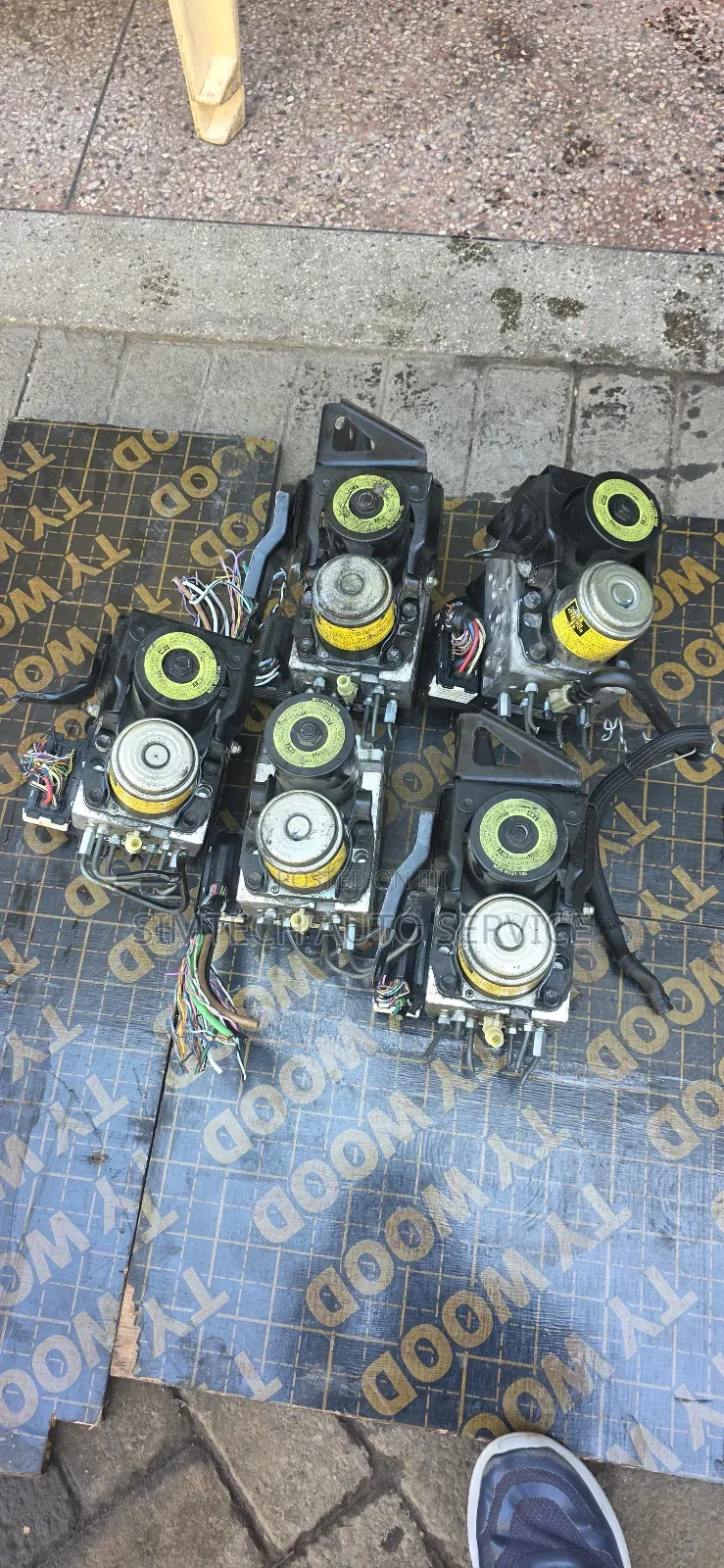 Lexus Rx400h Brake Actuator
