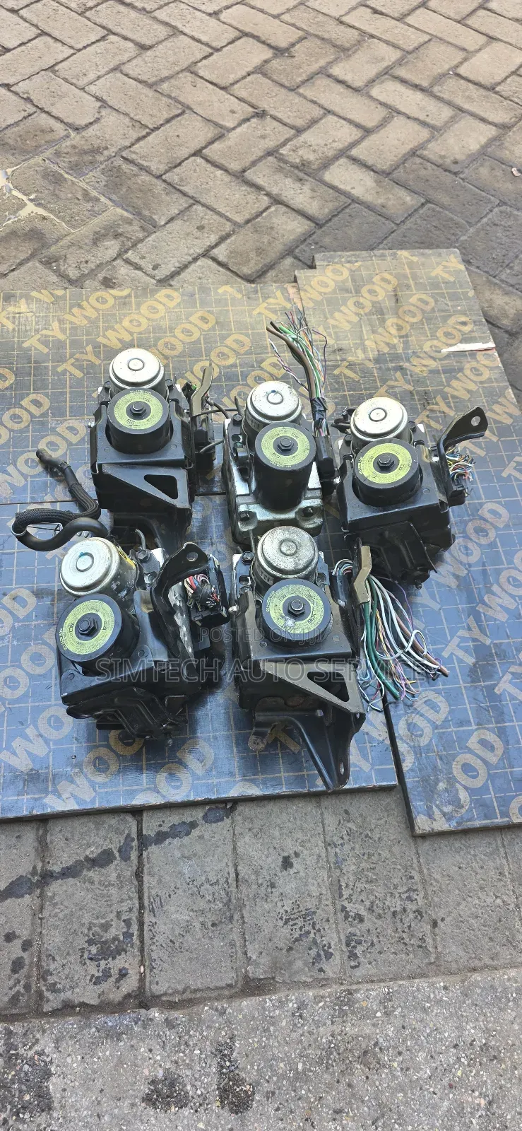 Lexus Rx400h Brake Actuator