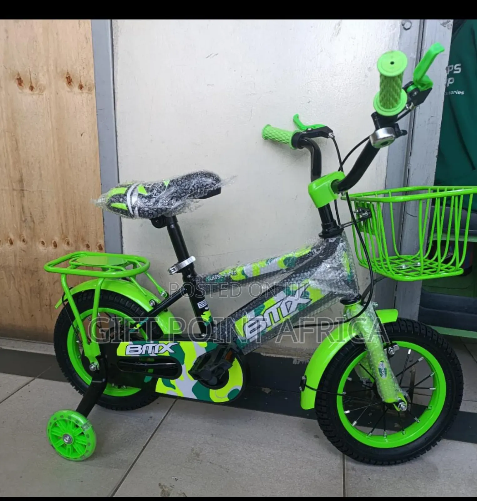 Bmx Kids Bike Size 12 With Adjustable Seat,Bell And Training Wheels