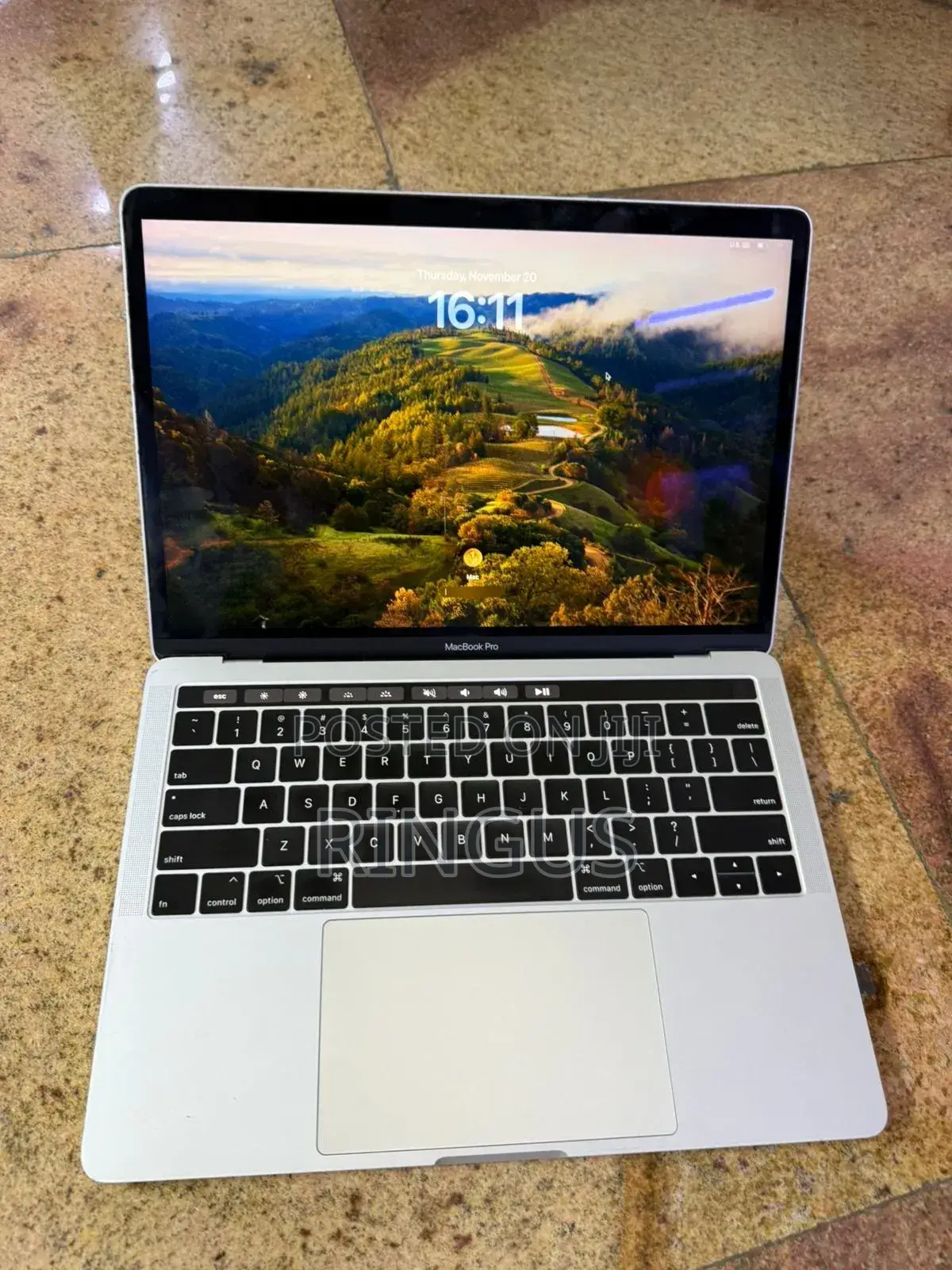 Laptop Apple MacBook Pro 2019 16GB Intel Core I7 SSD 1T