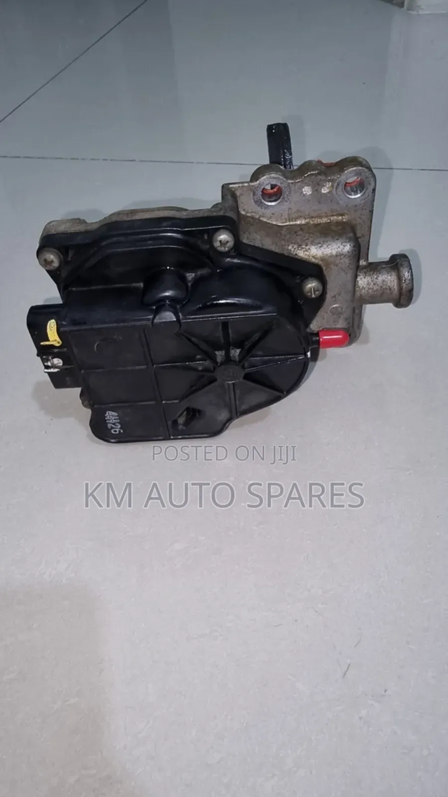 Front Differential Switch for Toyota Hilux Vigo.