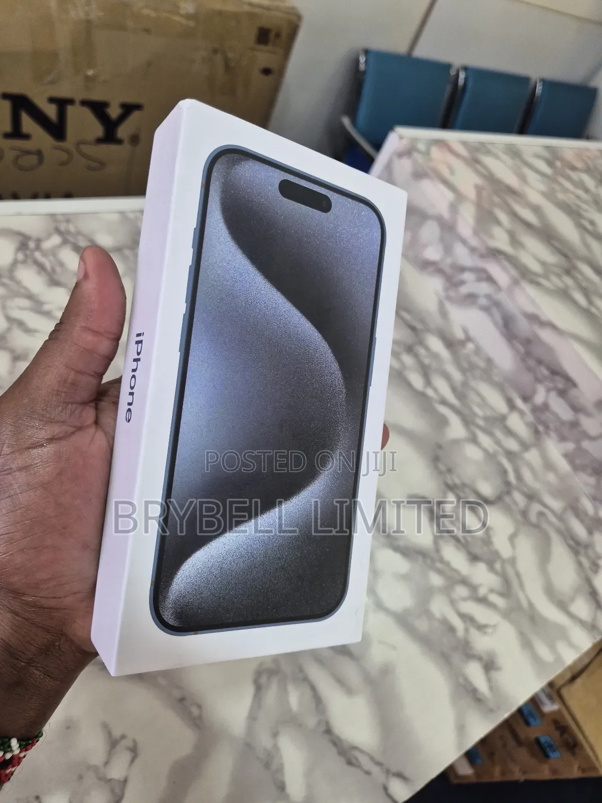 New Apple iPhone 15 Pro Max 256 GB Blue