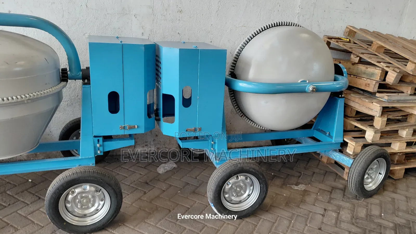 Aico Japan 500litres Concrete Mixer Machine With 10hp Engine.