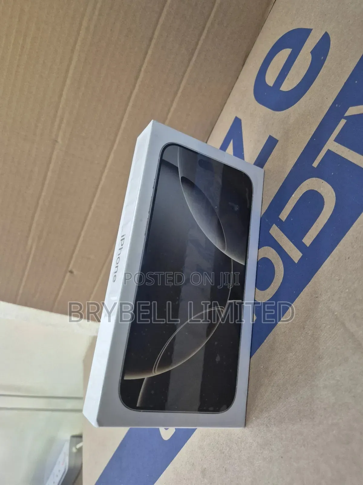 New Apple iPhone 16 Pro Max 256 GB Black