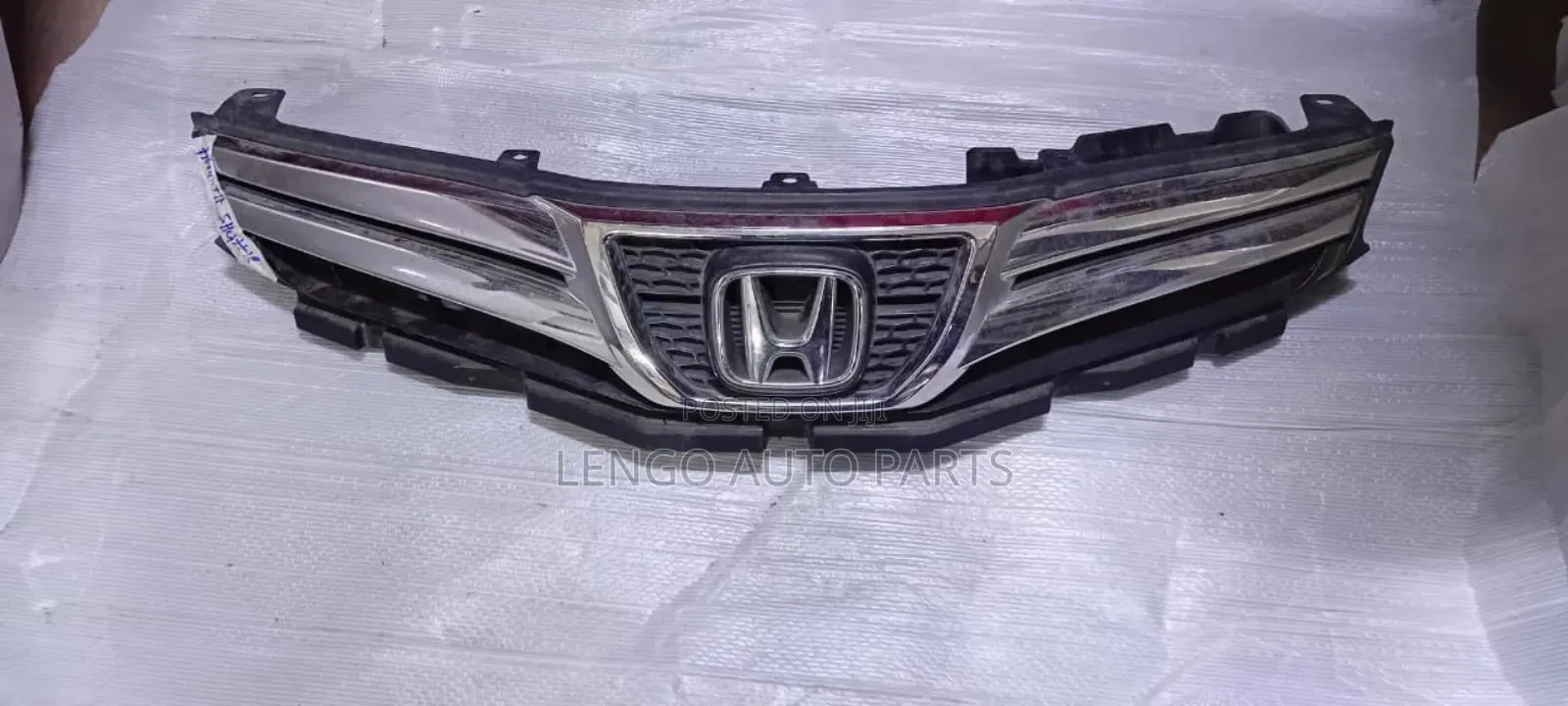 Honda Fit Shuttle Grille