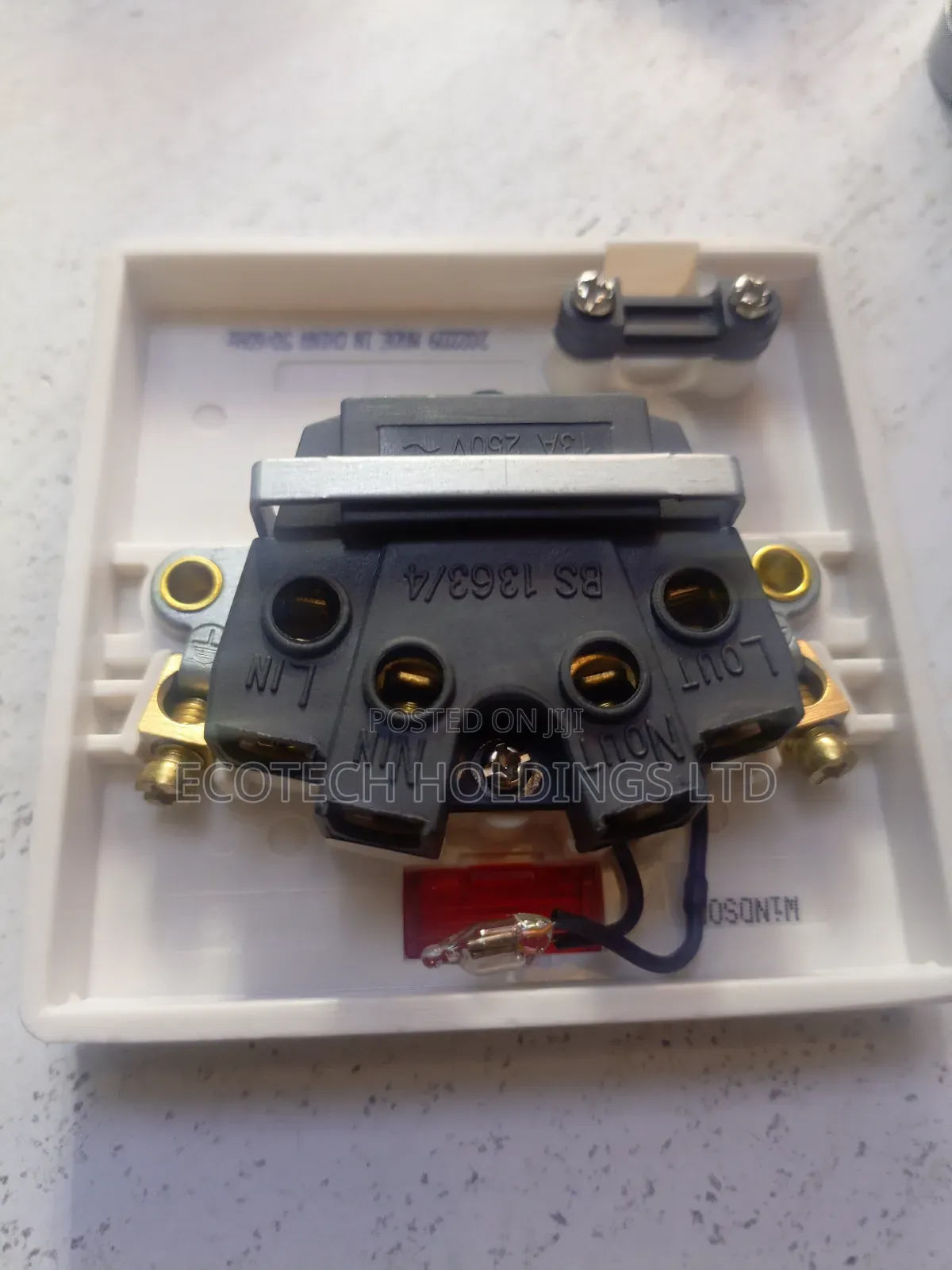 Spar Switch