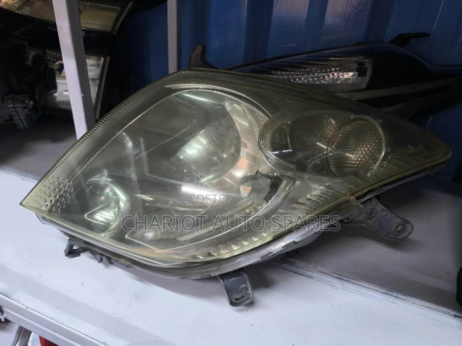 Toyota Ist 2005 Xenon Headlights