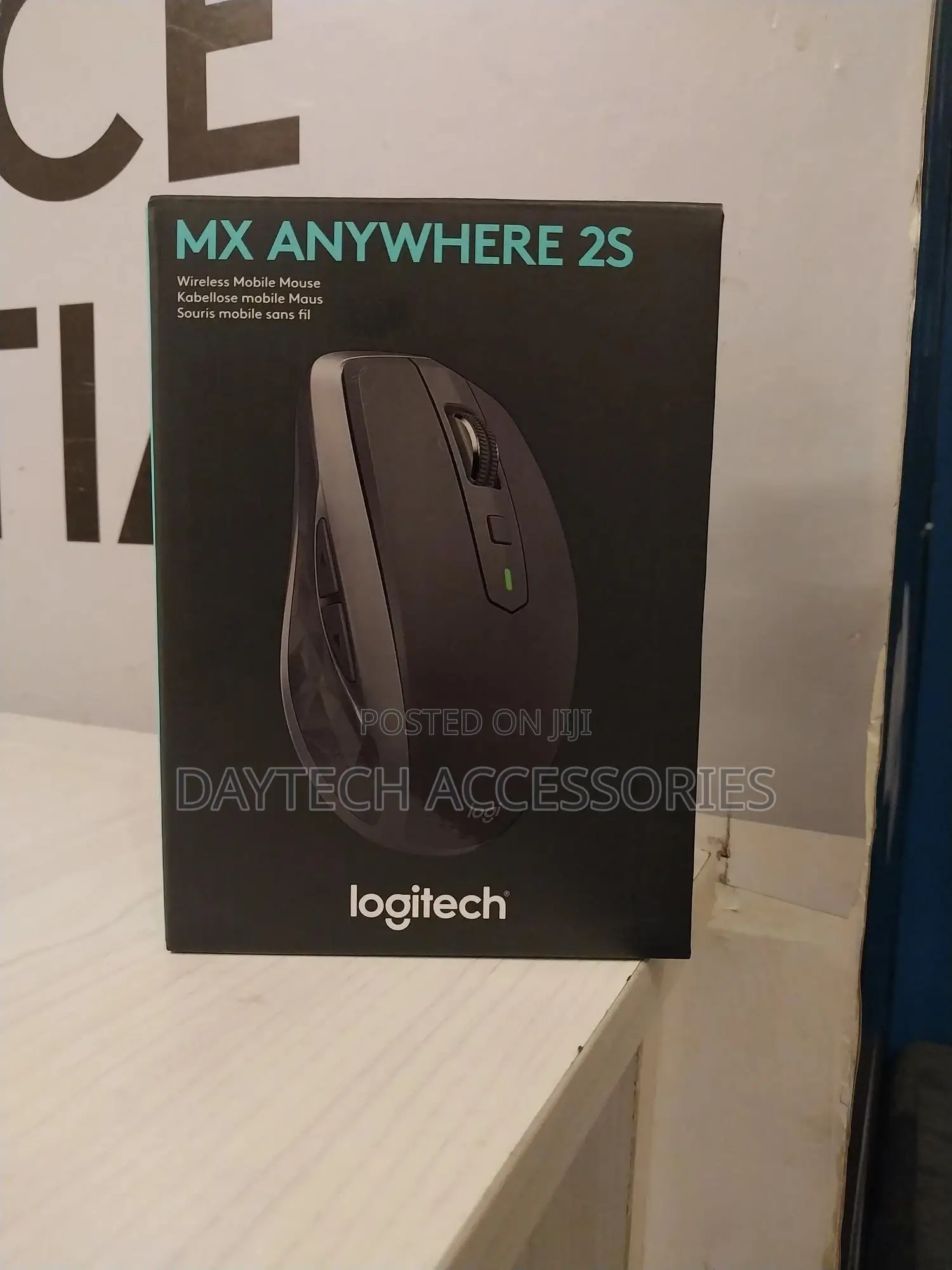 Logitech Mx Anywhere 2s Wireless Mobile Mouse.