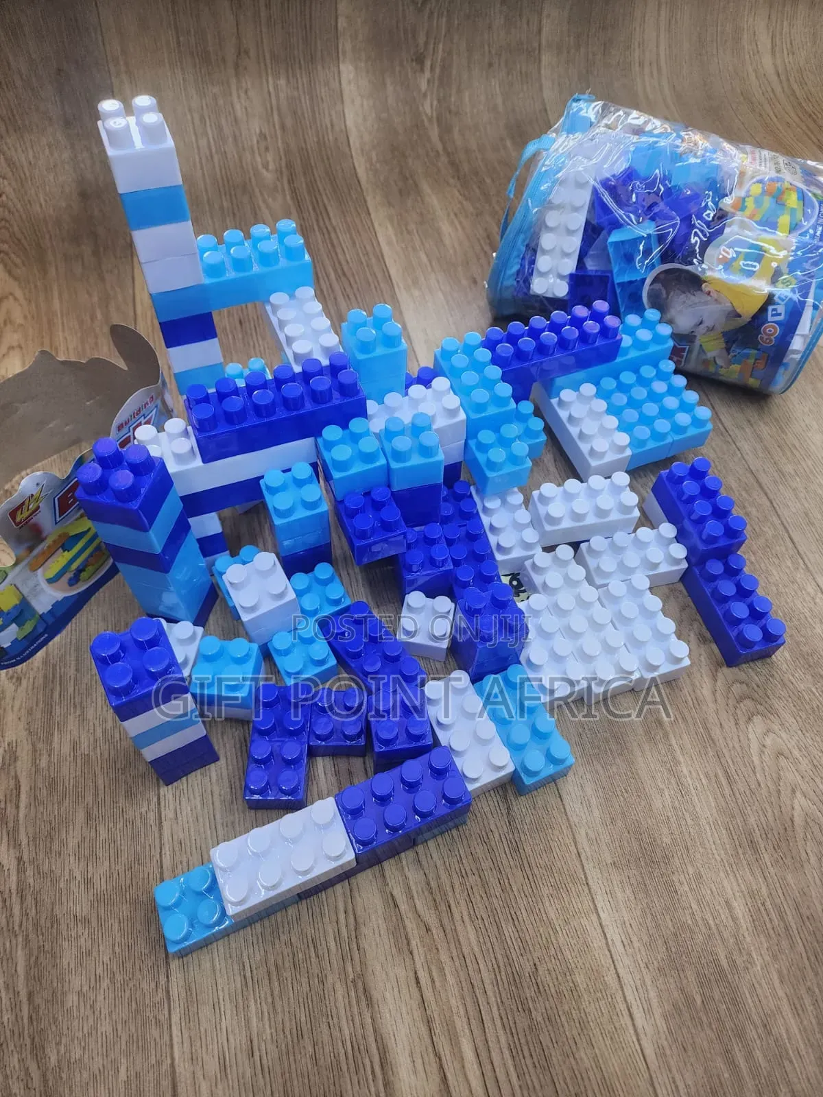 100pcs Frozen Themed Building Blocks For Kids Creativity