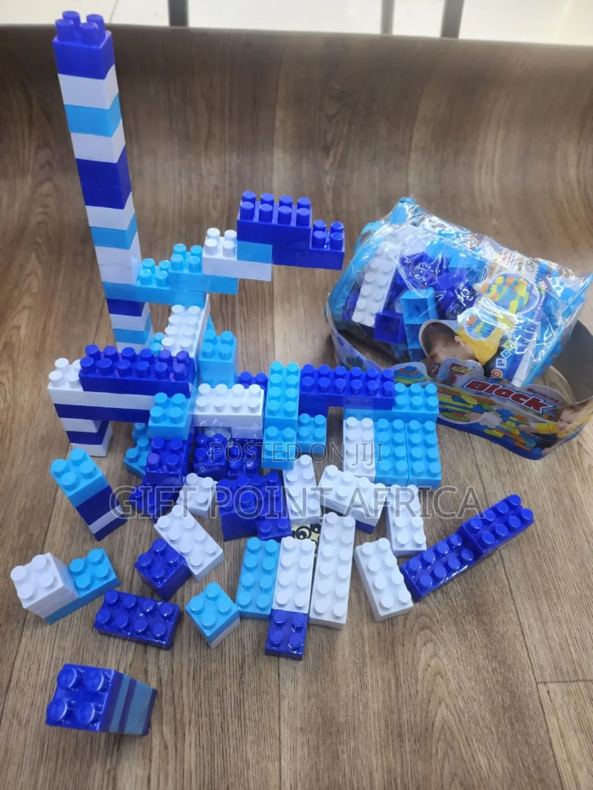 100pcs Frozen Themed Building Blocks For Kids Creativity