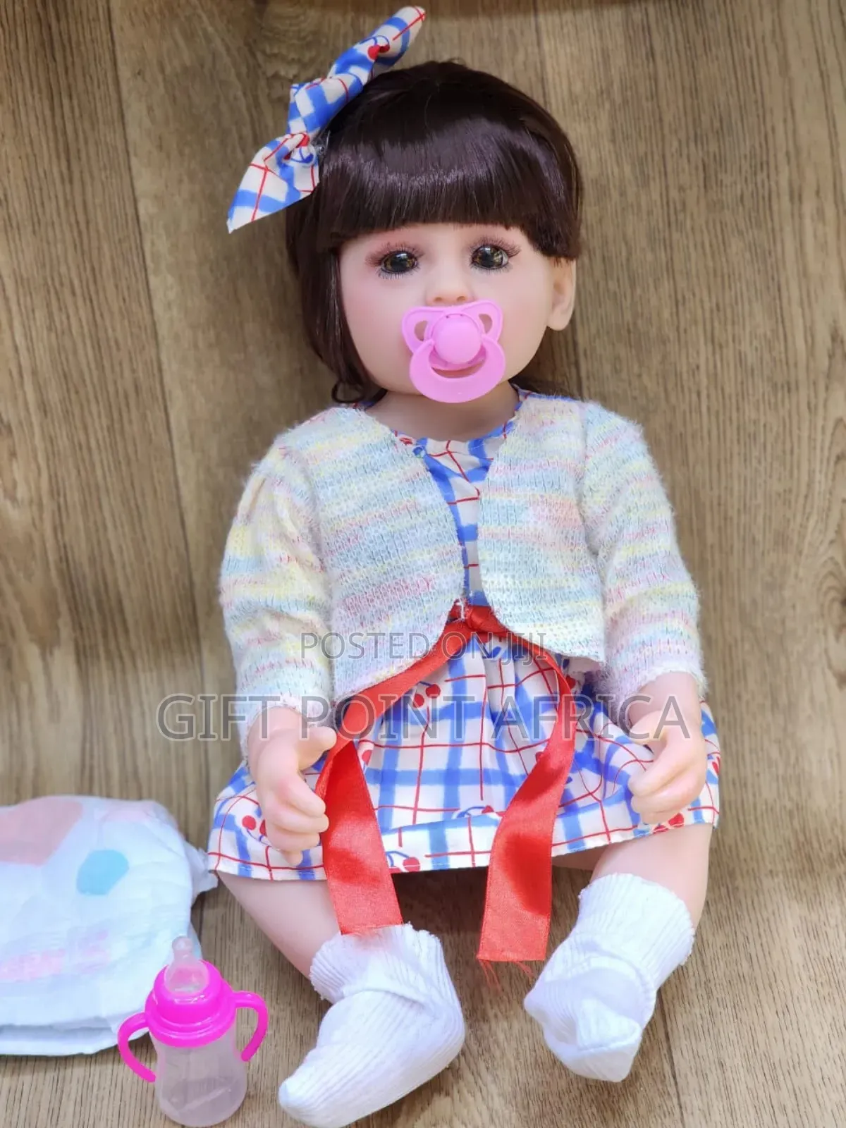 Silicone White Dolls With Percifier, Feeding Bottle, Dipers For Kids