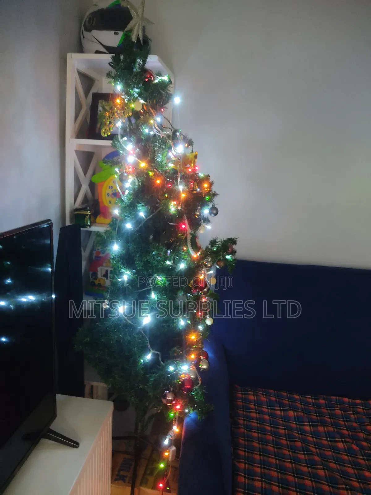Office/Reception/Home Xmas Tree W/3 Long Lights And Full Decorations