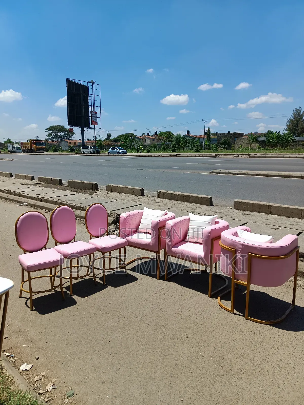 Manicure Seats, 3 for Clients, 3 for Technician, Pink 