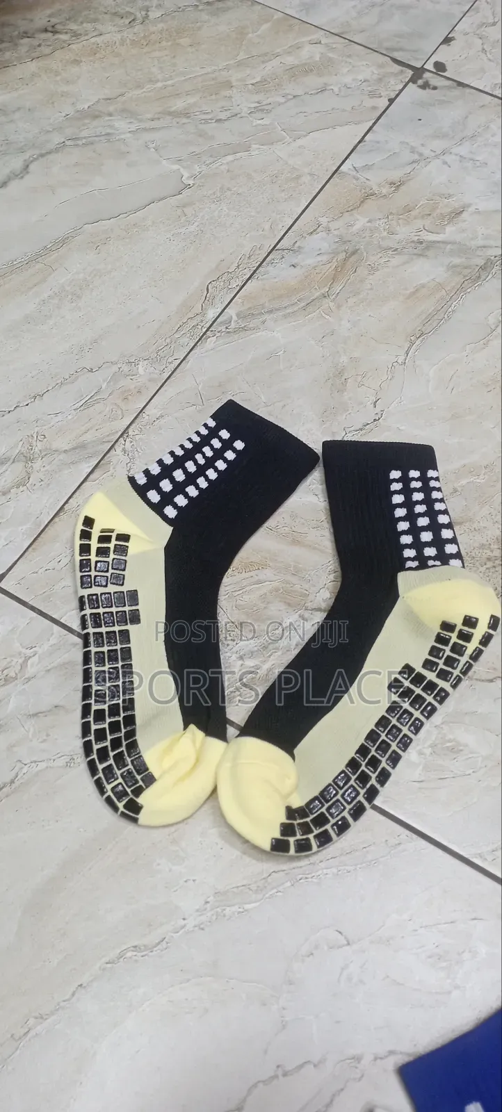 Black Non-Slip Grip Socks