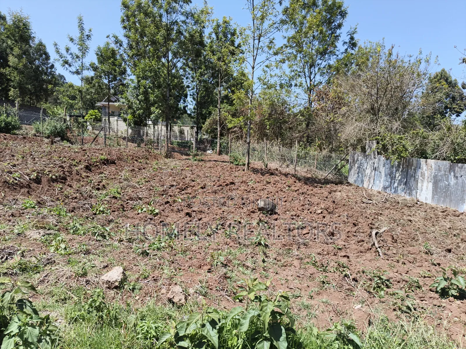 Eighth Acre Plot for Sale in Kerarapon Drive. Red Soil, Near Tarmac