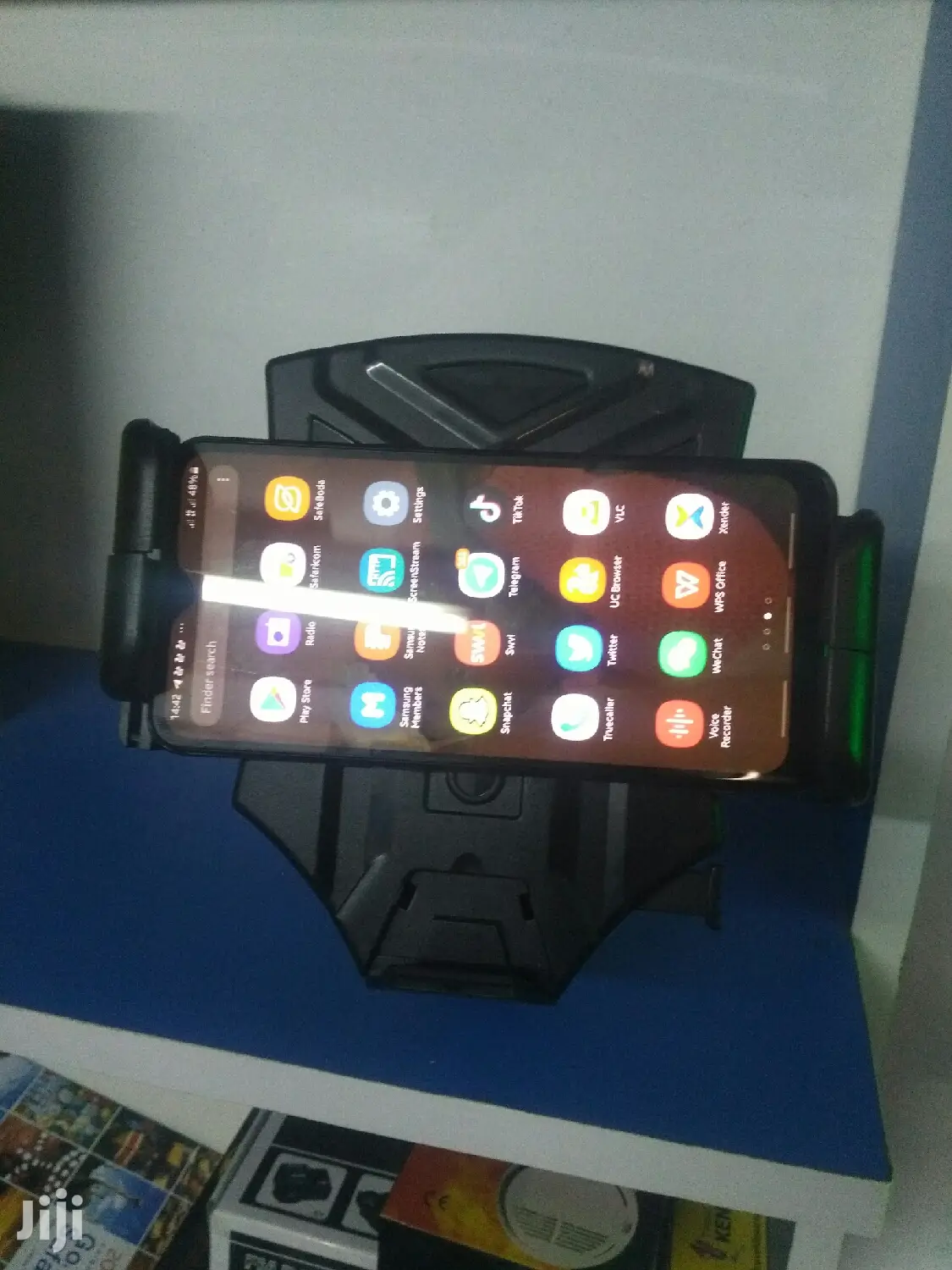 Universal Holder For PC,Tablet,Smart Phone..360°