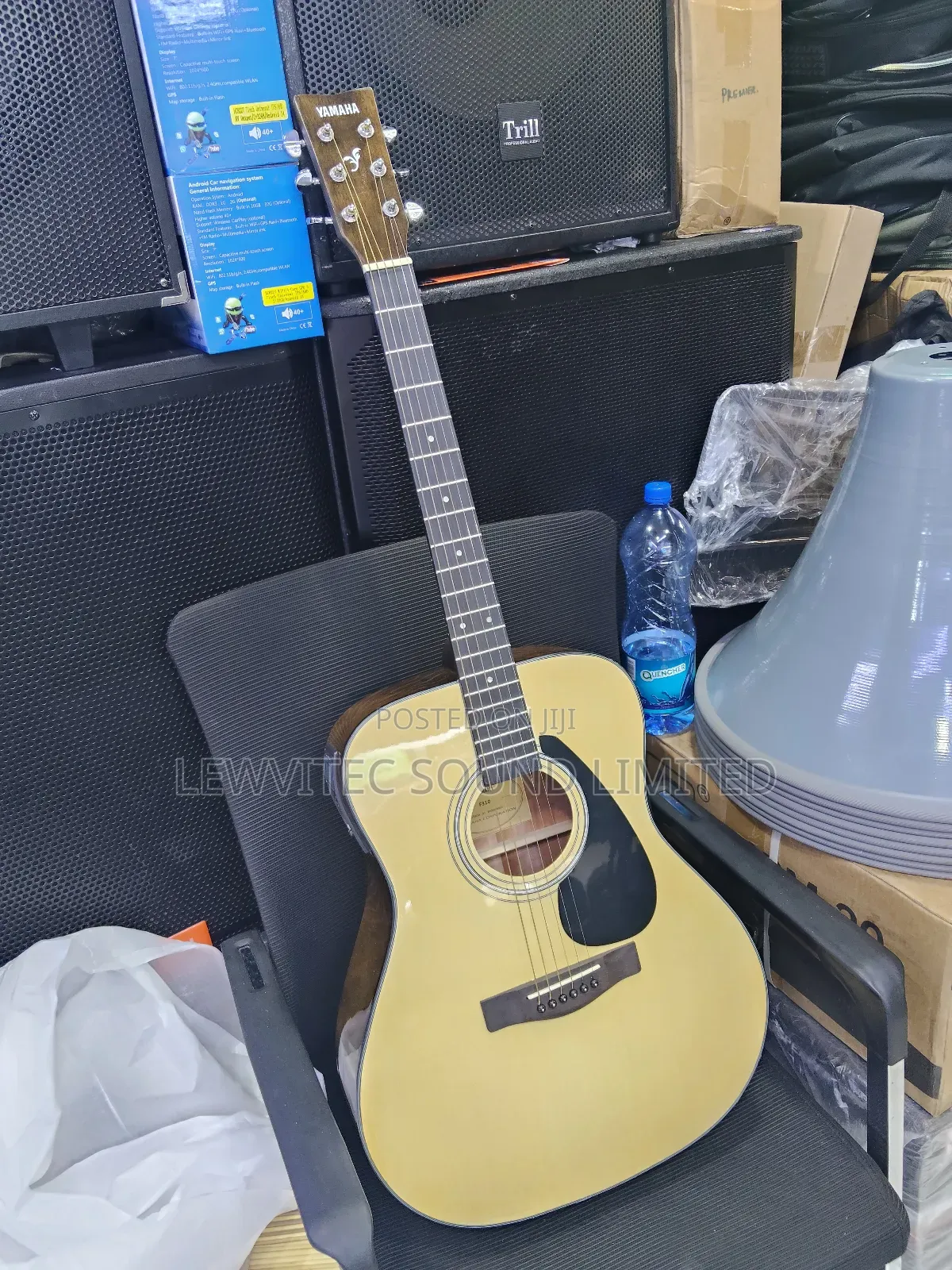 Semi Acoustic Guitar