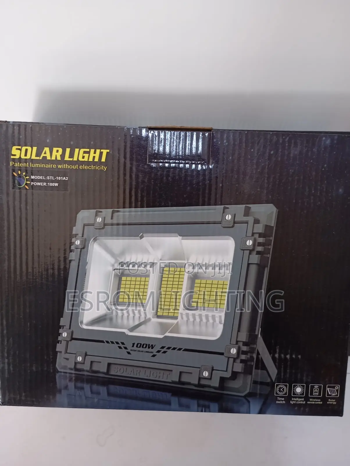 RGB 100 Watts Solar Floodlight