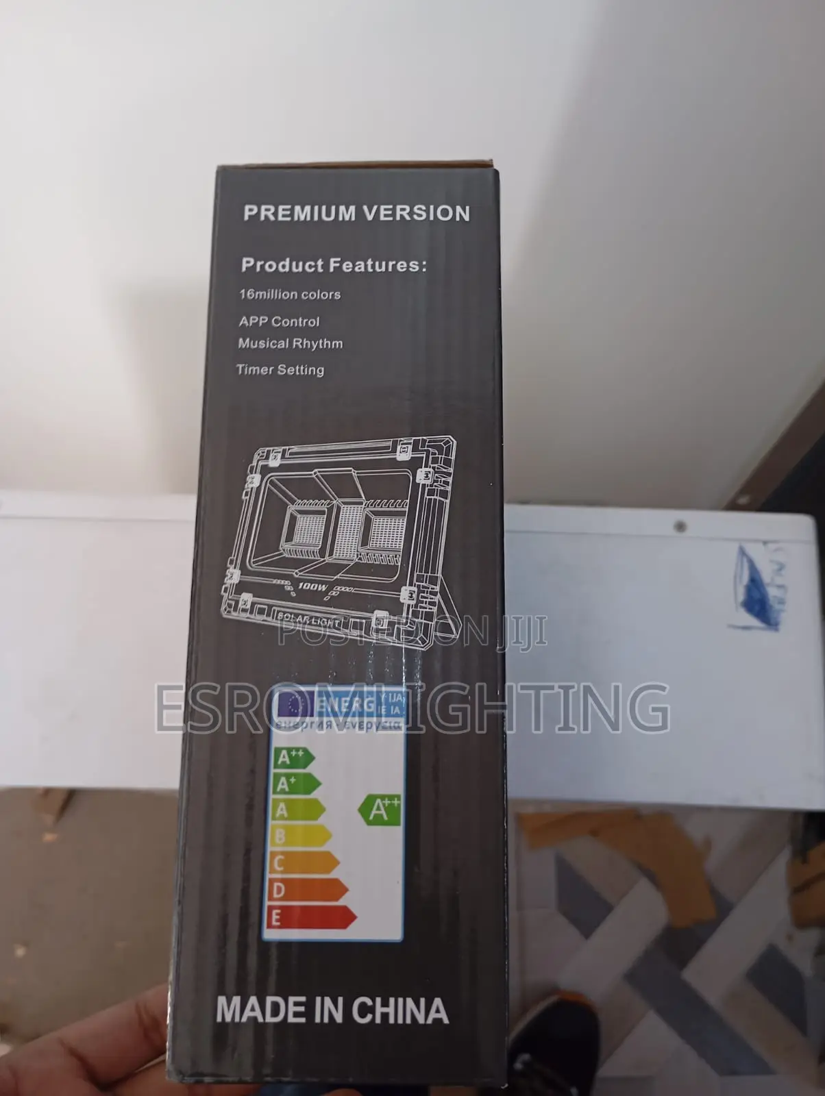 RGB 100 Watts Solar Floodlight
