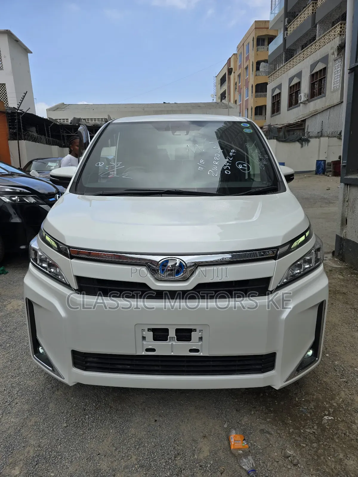 Toyota Voxy 2019 White