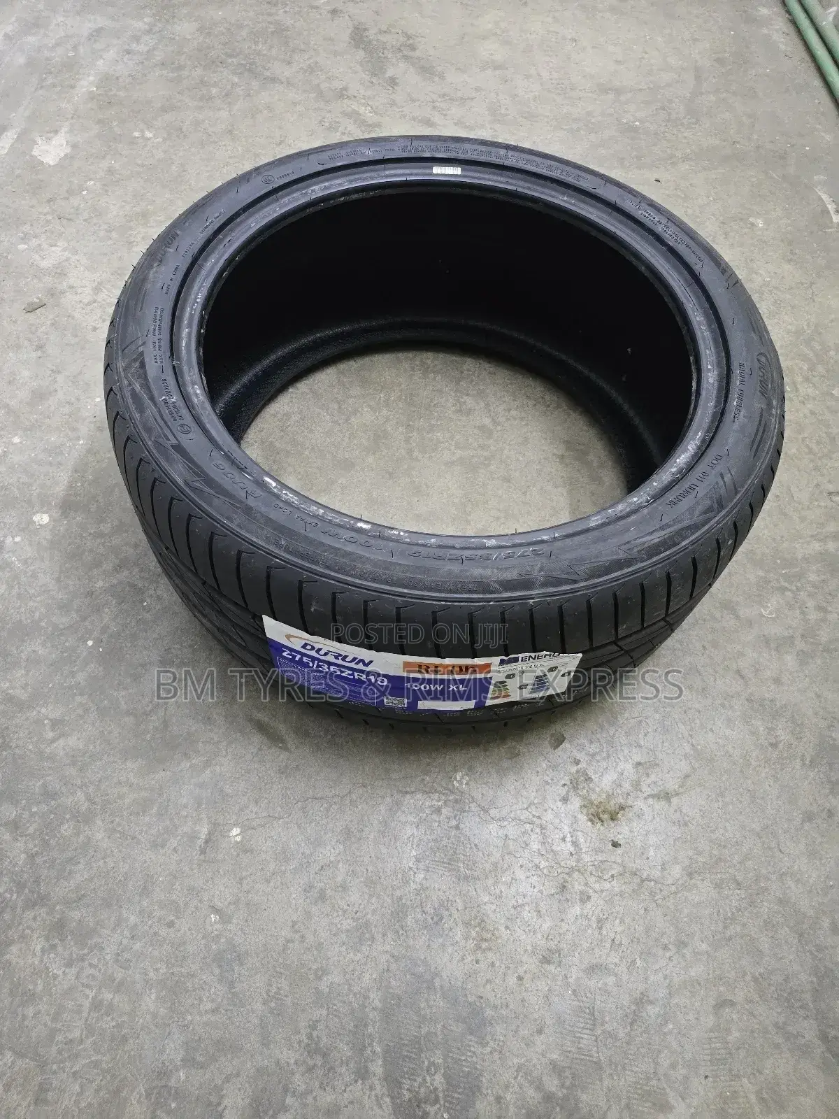 275 /35 R19 Durun