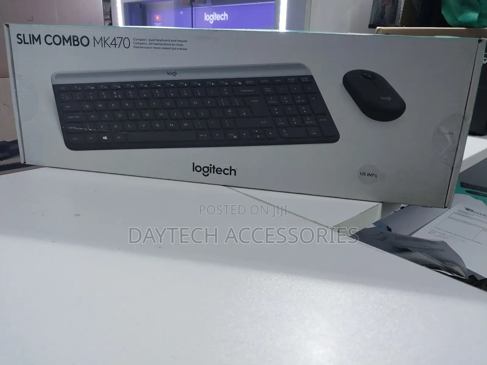 Logitech Mk470 Slim Wireless Keyboard and Mouse Combo (Black)