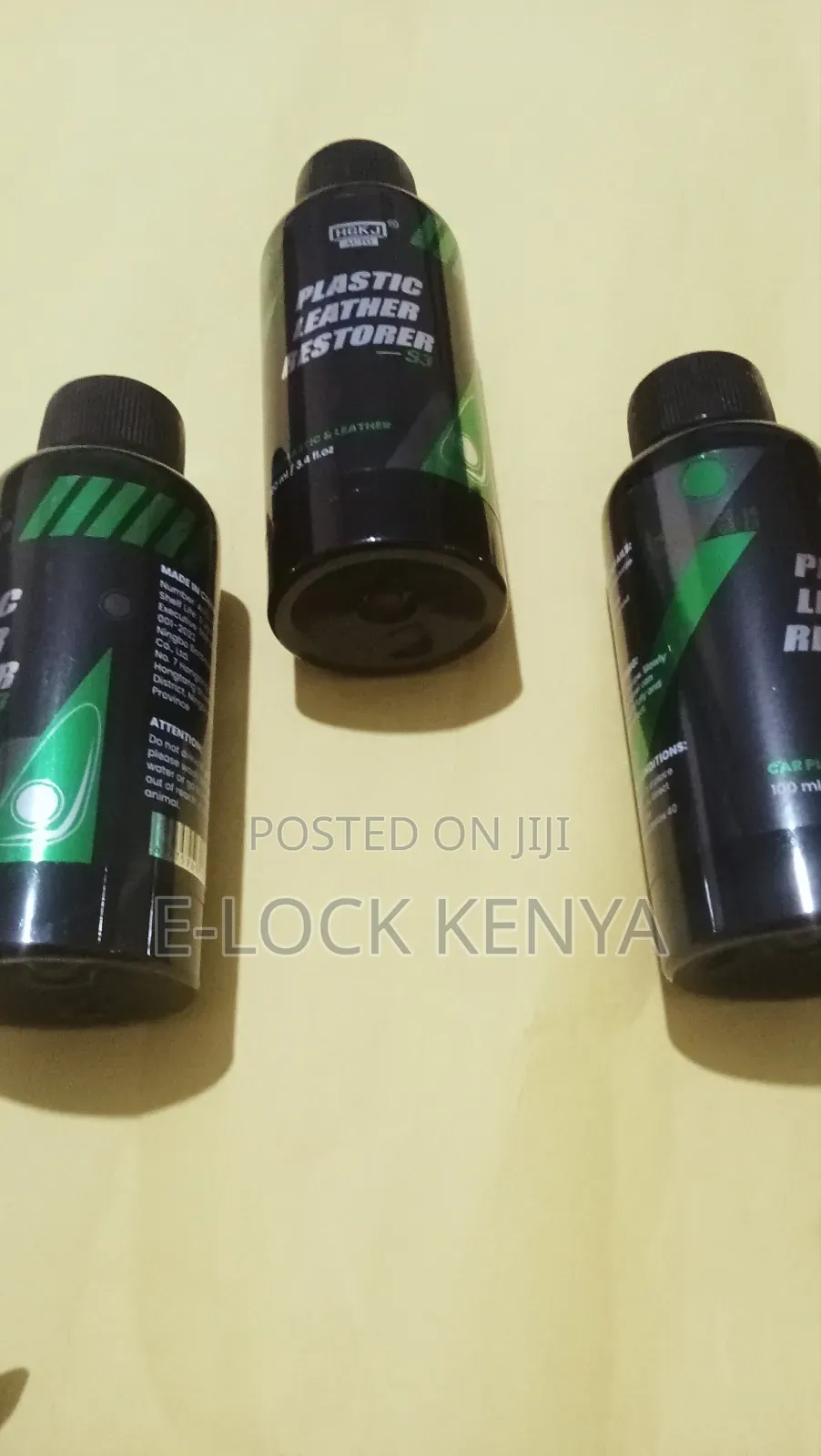 Refurbishing Car Plastic Leather Restorer
