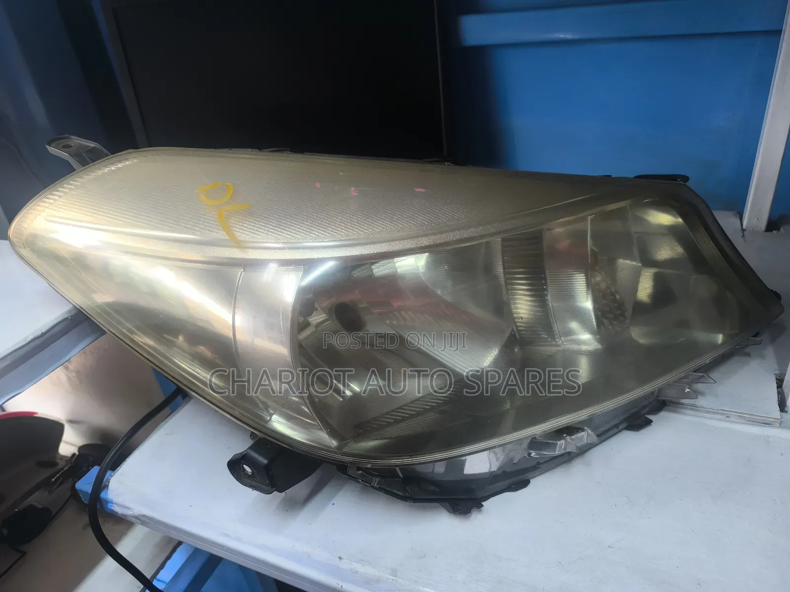 Toyota Vitz Jewela  2012 Non Xenon Headlights