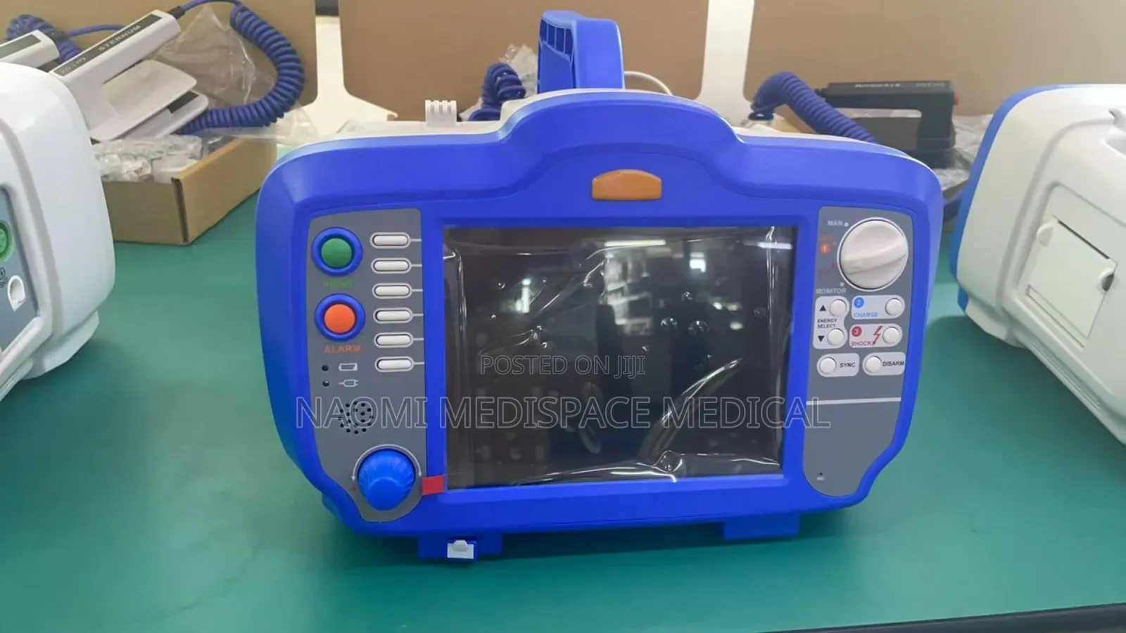 New Defibrillator Monitor Machine
