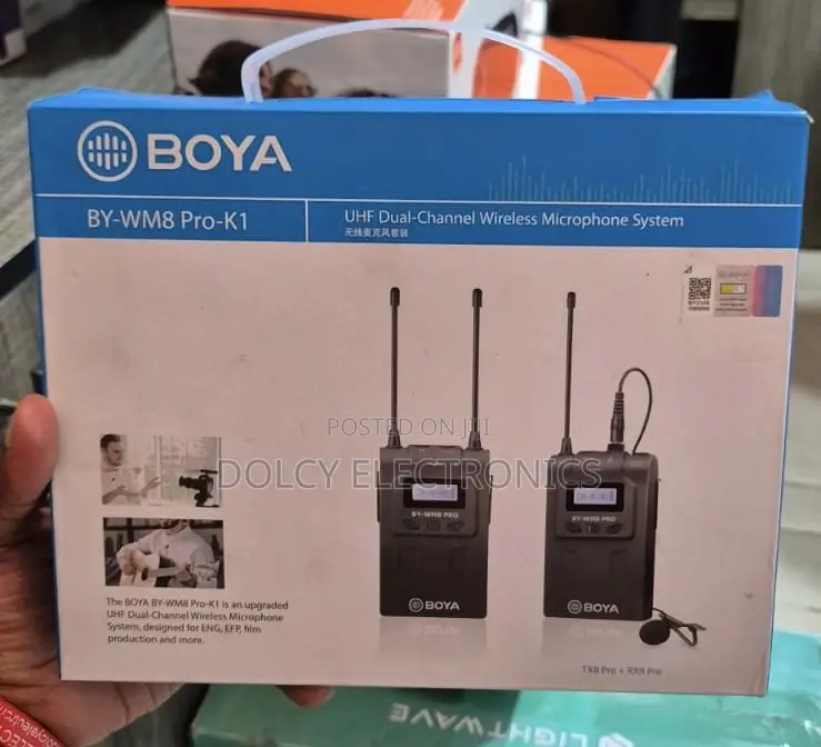 Boya By-wm8 Pro-k1 Uhf Wireless Microphone System