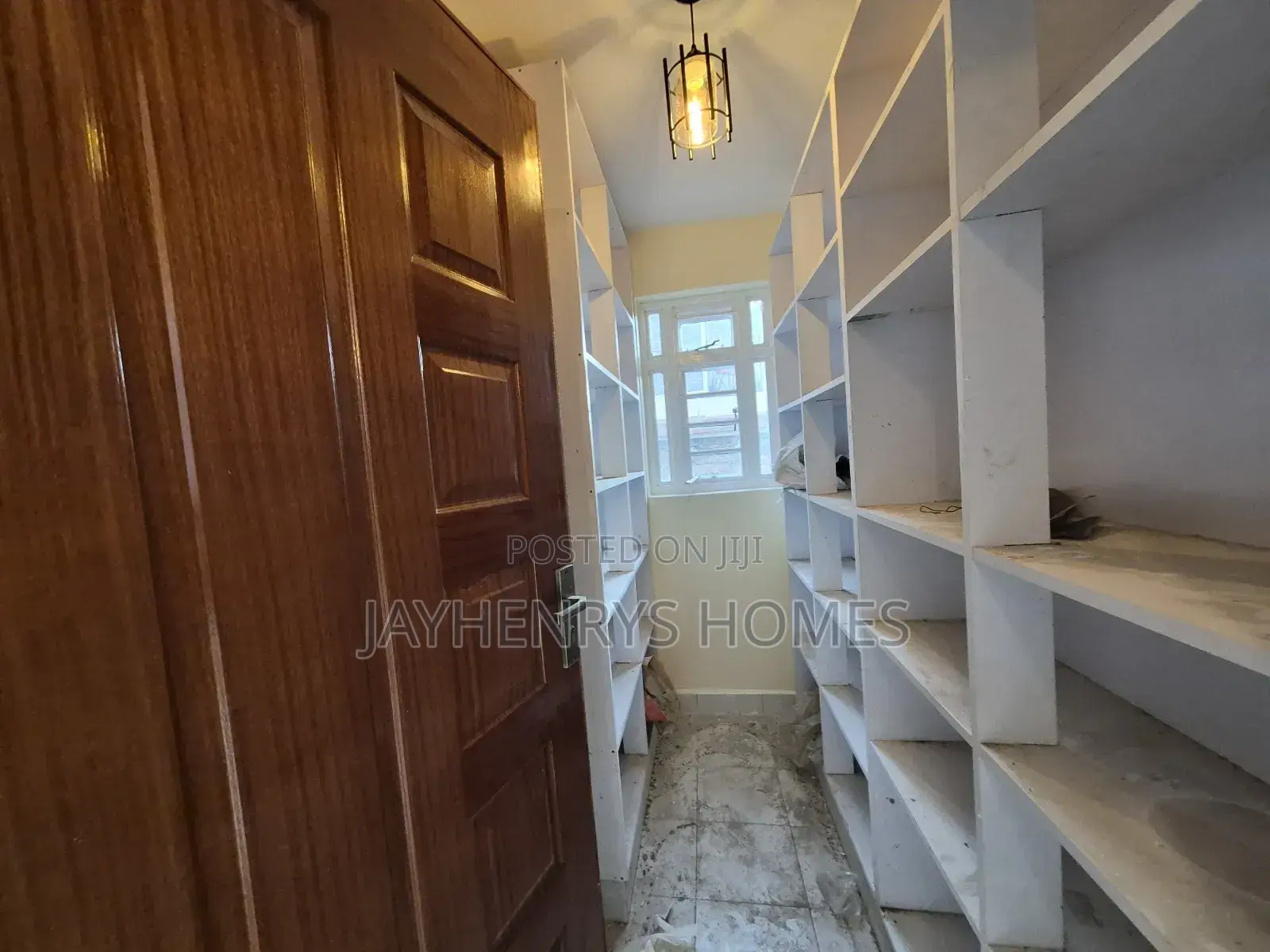 5bdrm House in Roysambu for rent