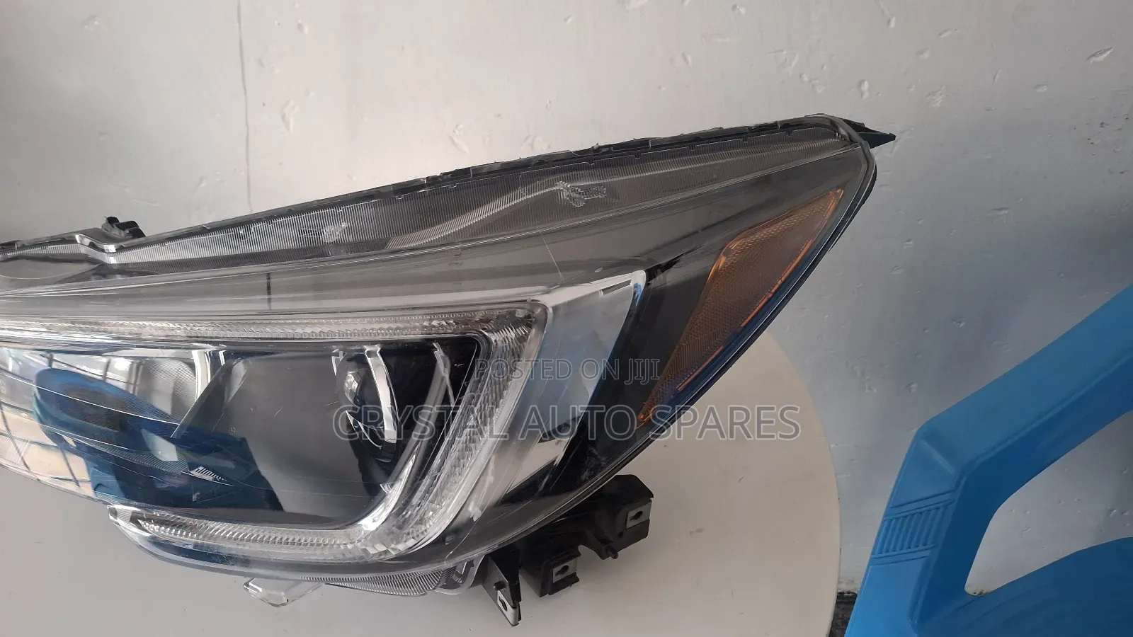 Subaru Legacy B4 (Bs9) Headlight