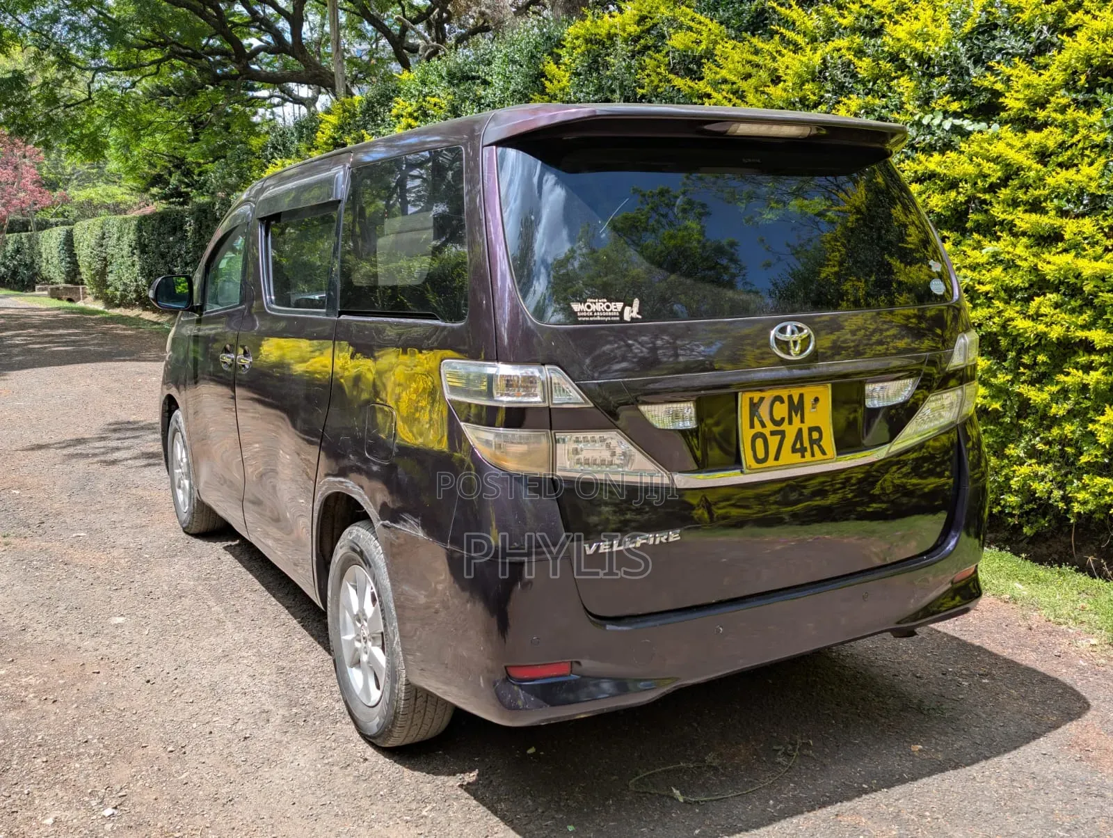 Toyota Vellfire 2010 Burgundy