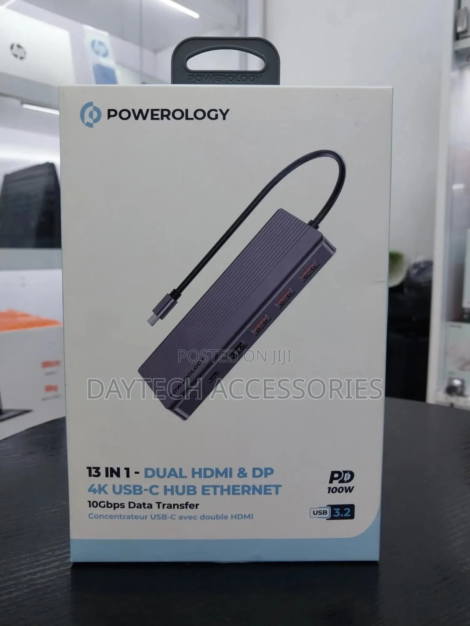 Powerology 13-in-1 Usb-C Hub Adapter.